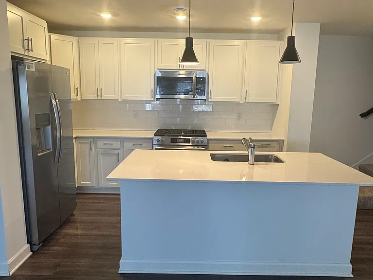 14854 Ardee Pl — Photo 5