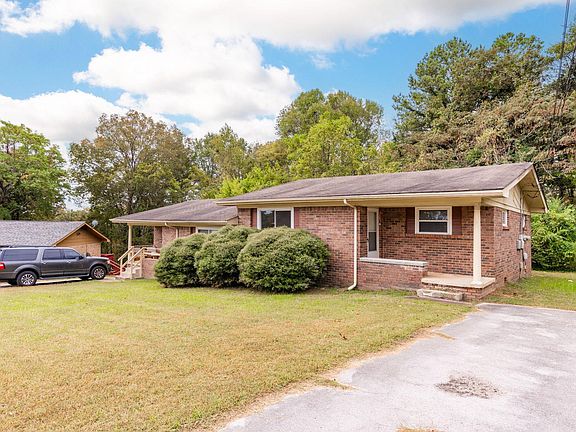 2nd image of 3814 Cherwood Ln #B