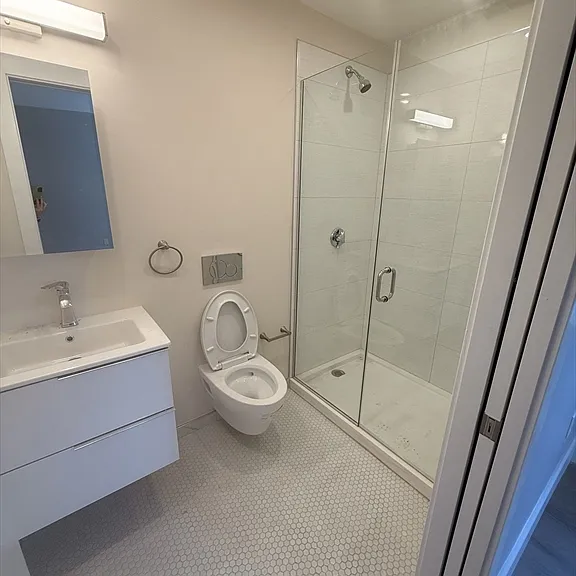 7 Thornley St #2 — Photo 8