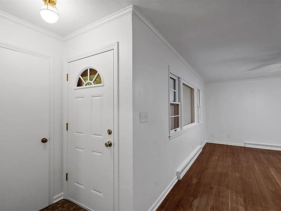4th image of 8107 Walnut St