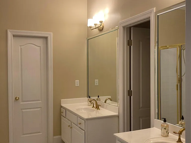 7445 Glenmaura Way — Photo 16