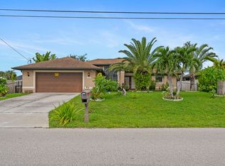 1022 NE 14th Ave, Cape Coral, FL 33909