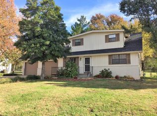 3054 S Lakeside Ave, Springfield, MO 65804