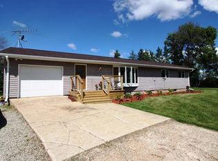 N9187 Connelly Rd, Whitewater, WI 53190
