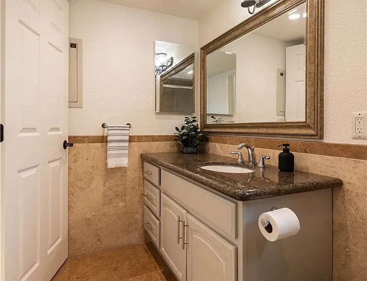 3012 W Oceanfront — Photo 28