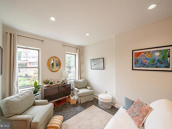 5th image of 1203 W 9th St