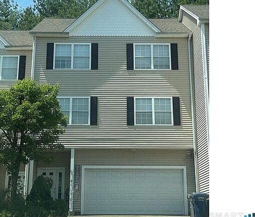 3rd image of 2720 State Street #15