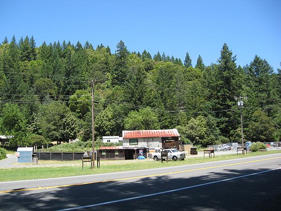 2nd image of 69501 Highway 101 N