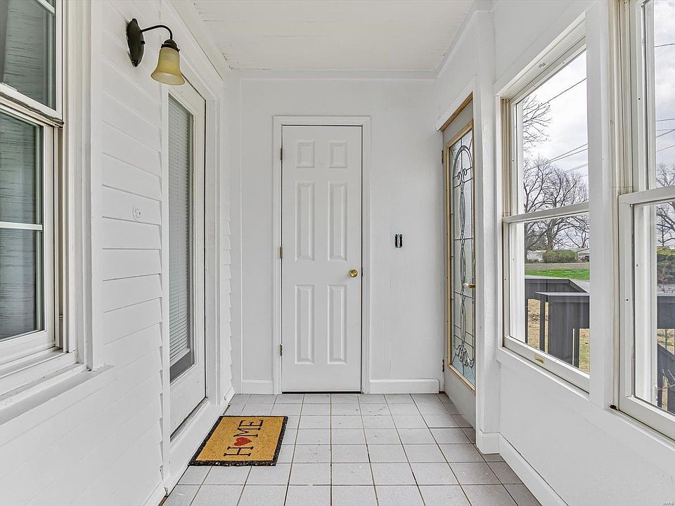 403 E Pine St, Coulterville, IL 62237 Zillow