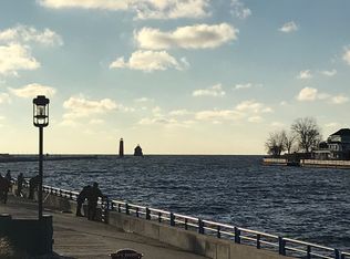 529 Miller Dr UNIT 213, Grand Haven, MI 49417