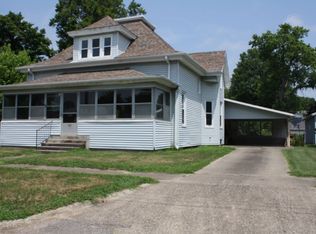 402 W Grand Prairie St, Palestine, IL 62451