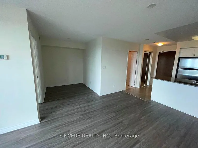 35 Hollywood Ave #1922 — Photo 10