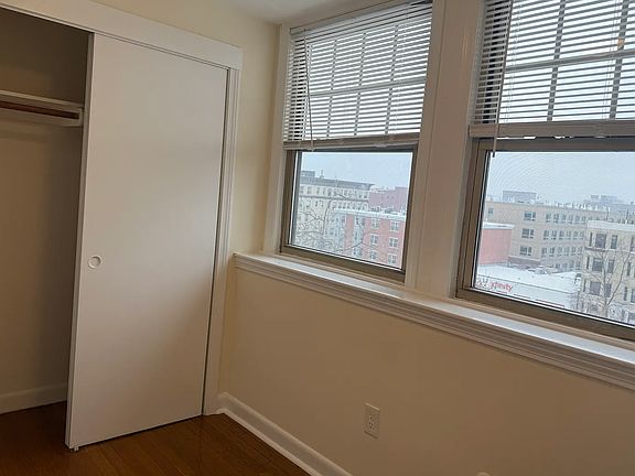 5th image of 1315-305 Commonwealth Ave