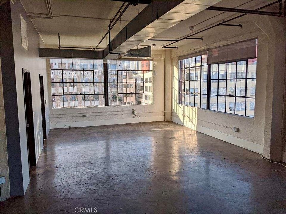 1st image of 315 E 8th St APT 1001