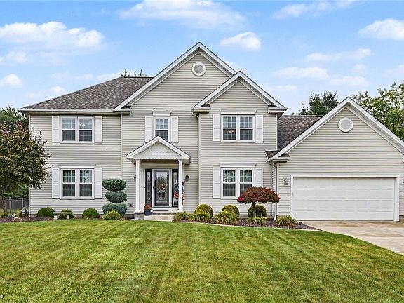 2nd image of 18 Morningview Cir