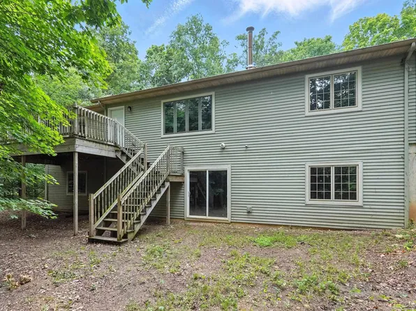 1080 N Shore Dr, Rome City, IN 46784