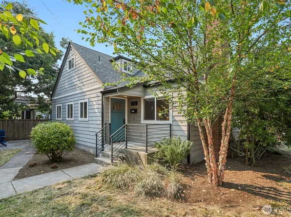 1302 NW 90th Street, Seattle, WA 98117