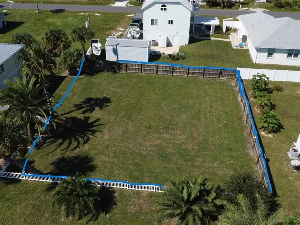 47 Rollins Dr, Palm Coast, FL 32137