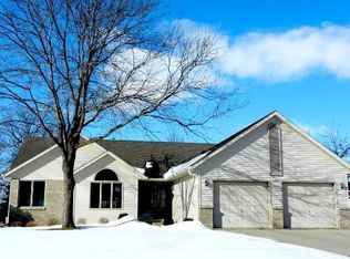 600 Mill St E, Cannon Falls, MN 55009