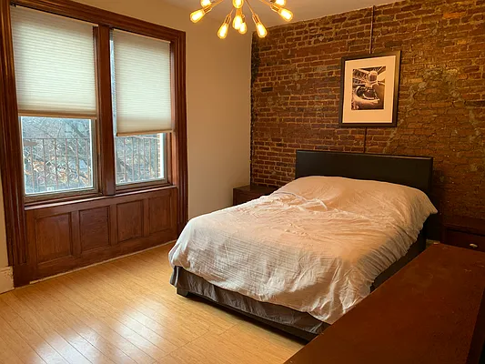 Rented by Limestone Realty Bklyn, LLC | media 34