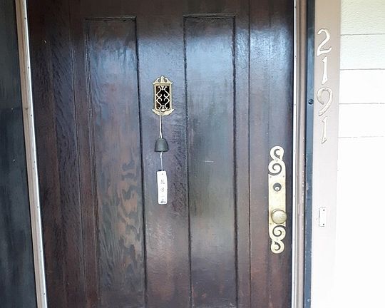 2nd image of 2191 W 31st St