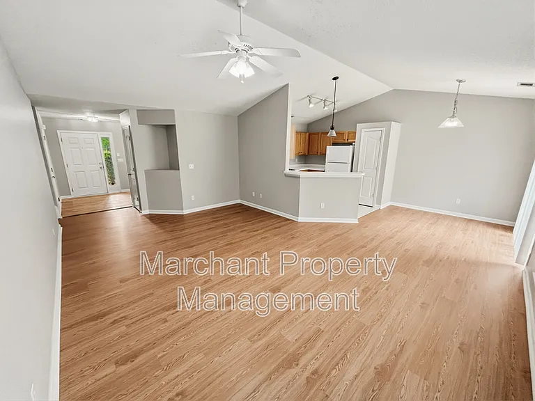 776 Waterbrook Ln — Photo 9