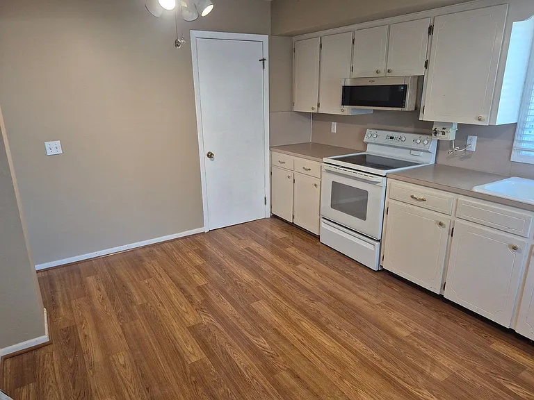 12559 O St — Photo 7