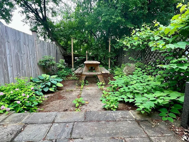 4872 Ogle St — Photo 22