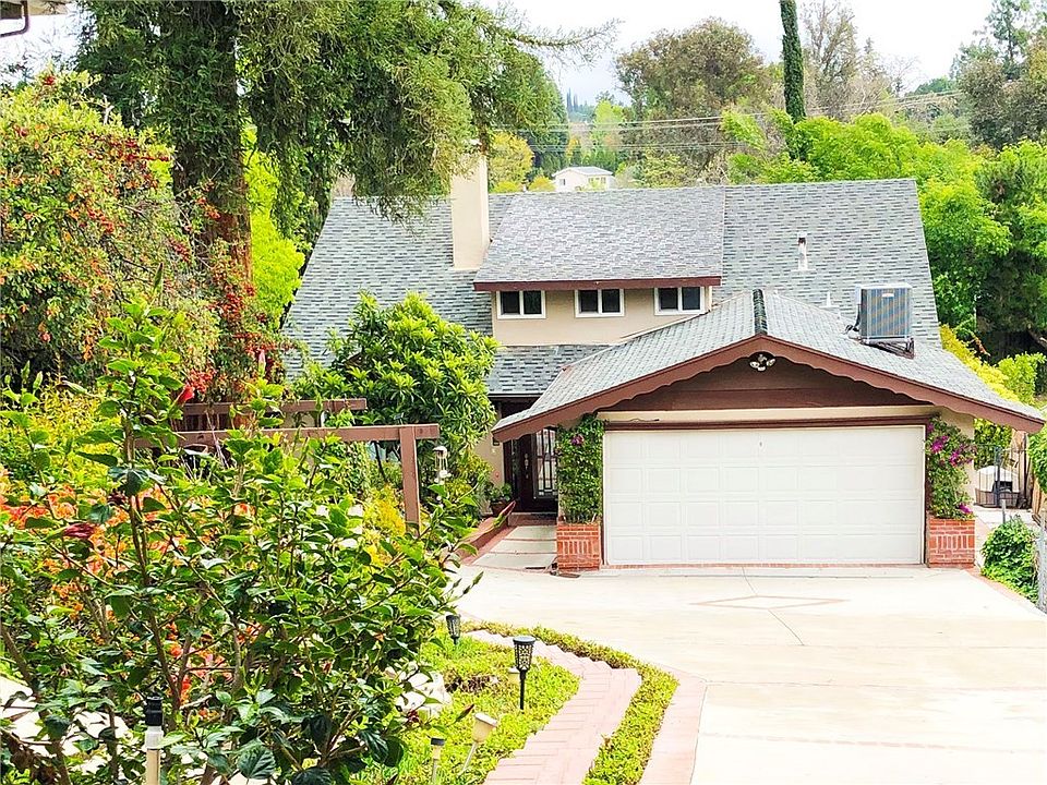 1st image of 4914 Marmol Dr