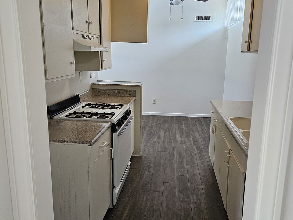 1st image of 2507 Windsor Dr
