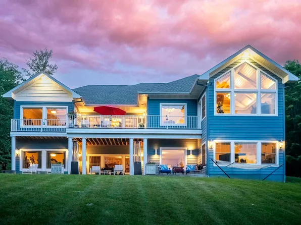 5918 N Pike Lake Rd, Duluth, MN 55811