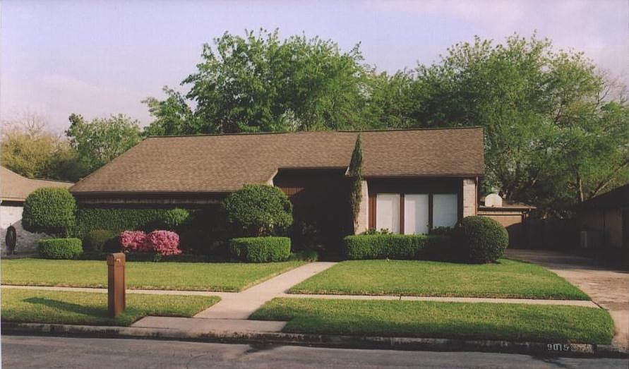 1st image of 9015 Tavistock Dr