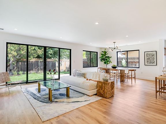 4th image of 1809 Matzley Dr