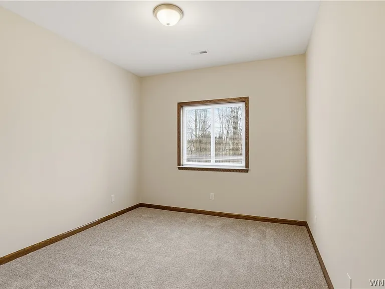 1130 Orchard Park Rd — Photo 15