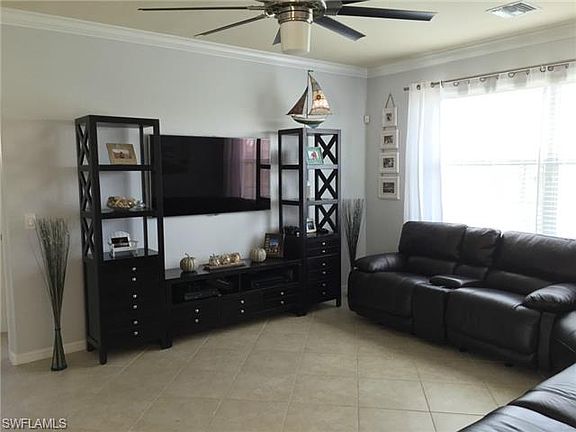 5th image of 11240 Red Bluff Ln