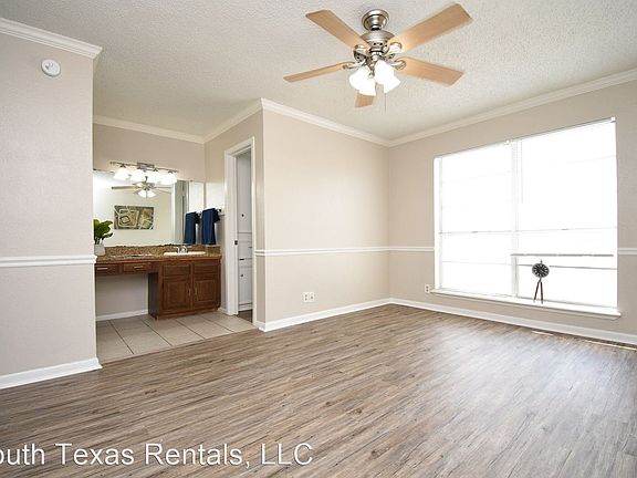 5th image of 102 Palmwood Dr #102