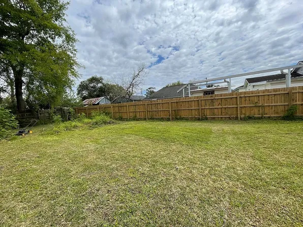 4212 Francis St, Berwick, LA 70342