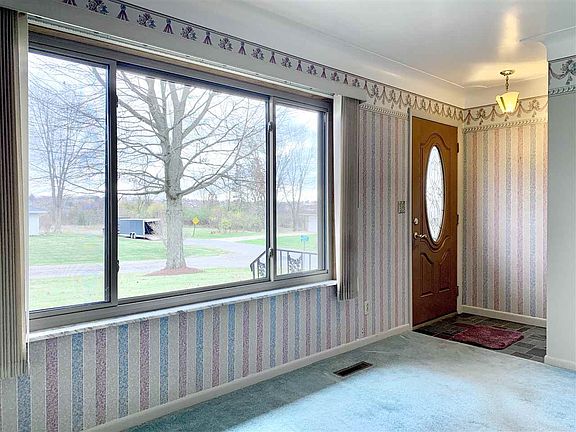 4th image of 2070 Aldrich Dr
