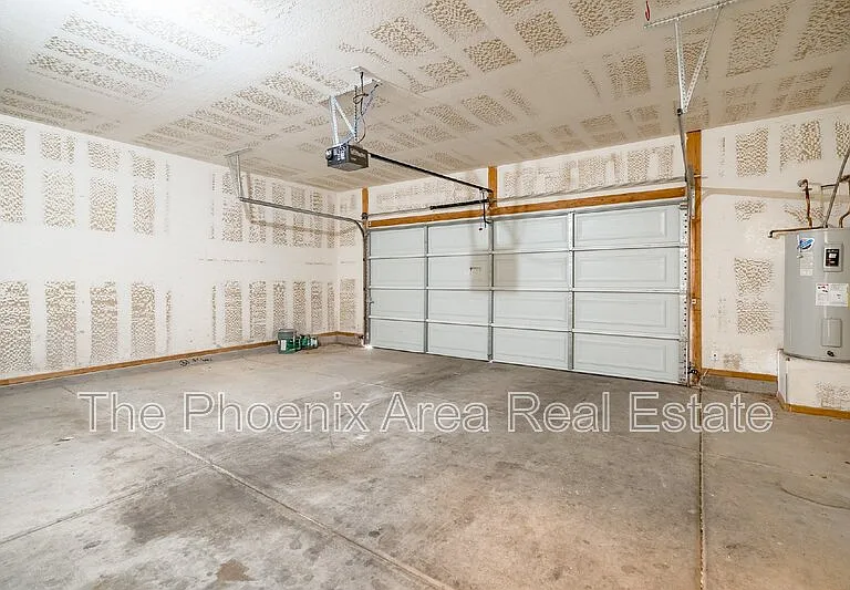45992 W Dutchman Dr — Photo 53