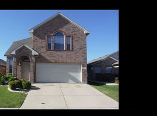 2148 Ingrid Ln, Fort Worth, TX 76131