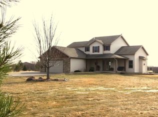 362 Ikola Rd, Esko, MN 55733