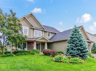 17610 Hibiscus Ave, Lakeville, MN 55044