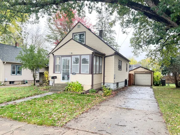 1234 4th St NE, Rochester, MN 55906