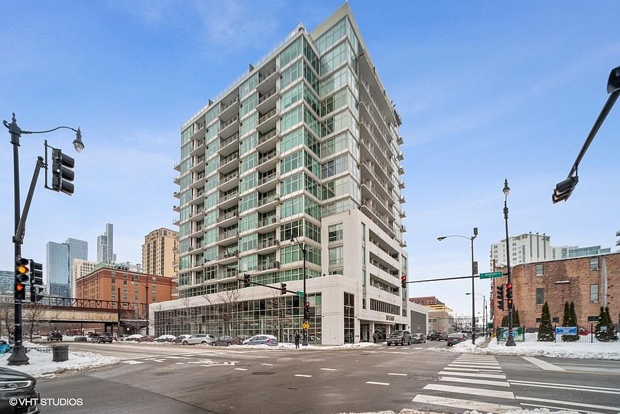 1st image of 50 E 16th St Unit 601