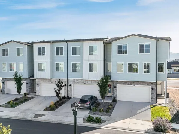 5214 N Folkstone Dr, Eagle Mountain, UT 84005