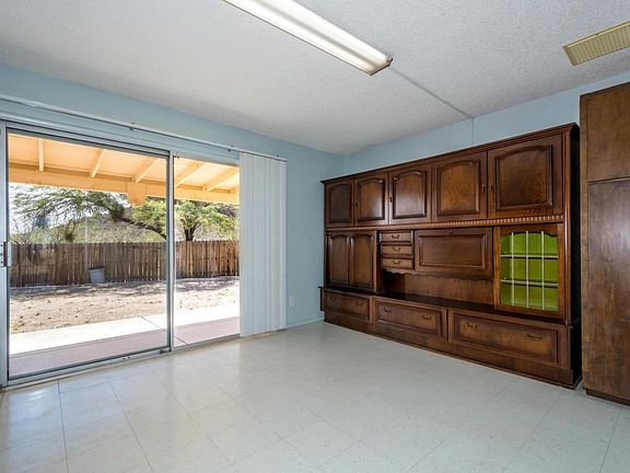 4th image of 2859 W San Juan Ter
