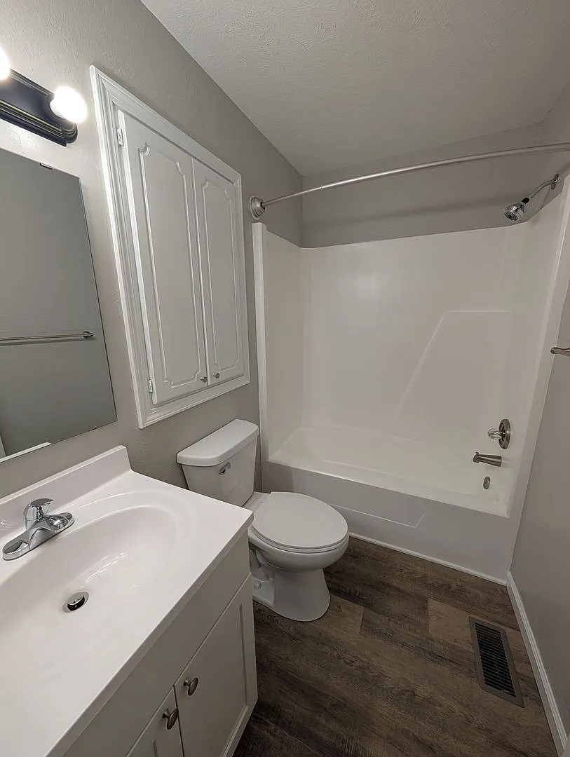 301 E. Palm Drive — Photo 4