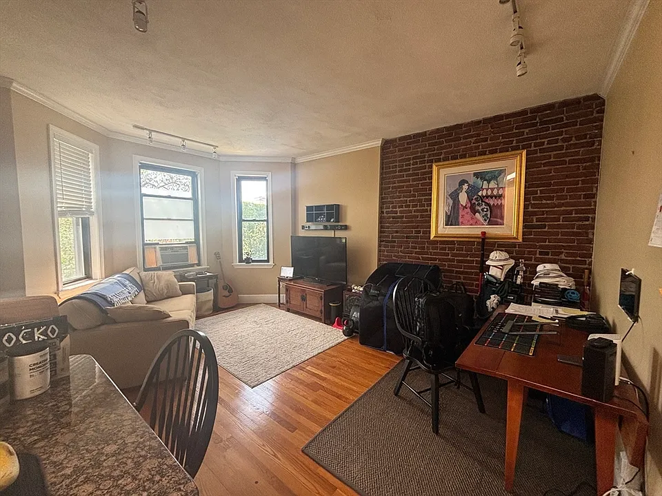 111 Jersey St #19