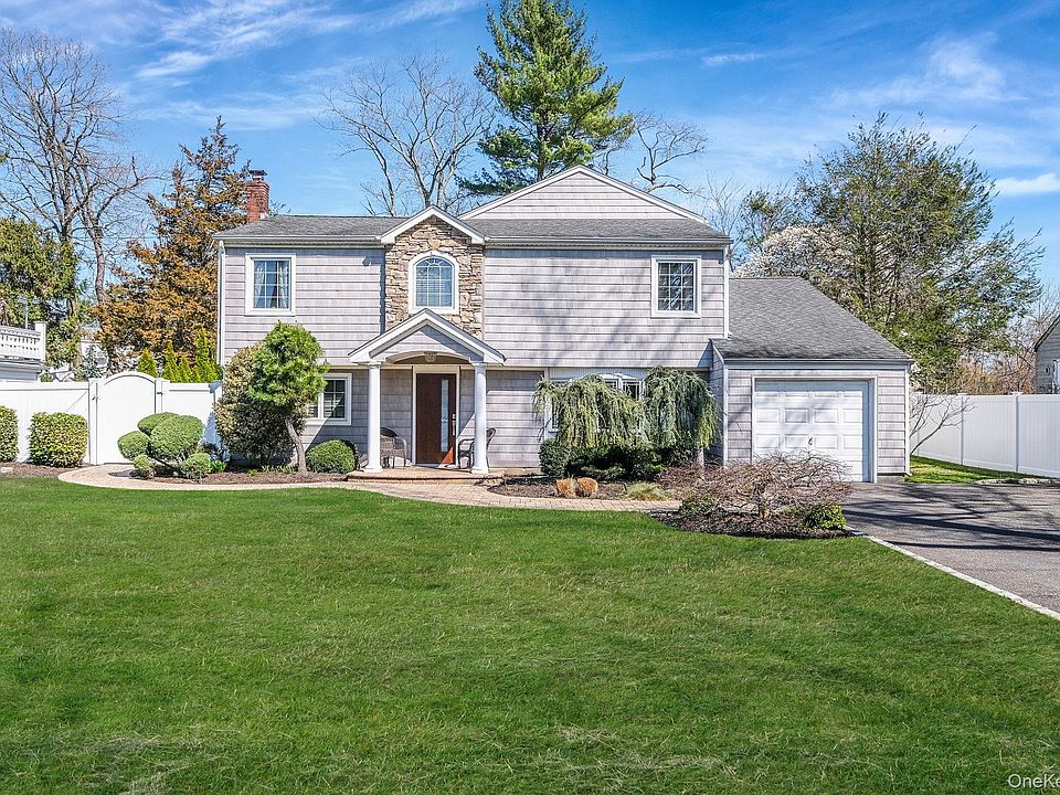 1st image of 43 Hallock Avenue
