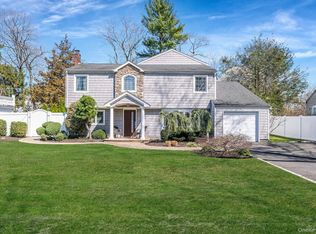 43 Hallock Avenue, Smithtown, NY